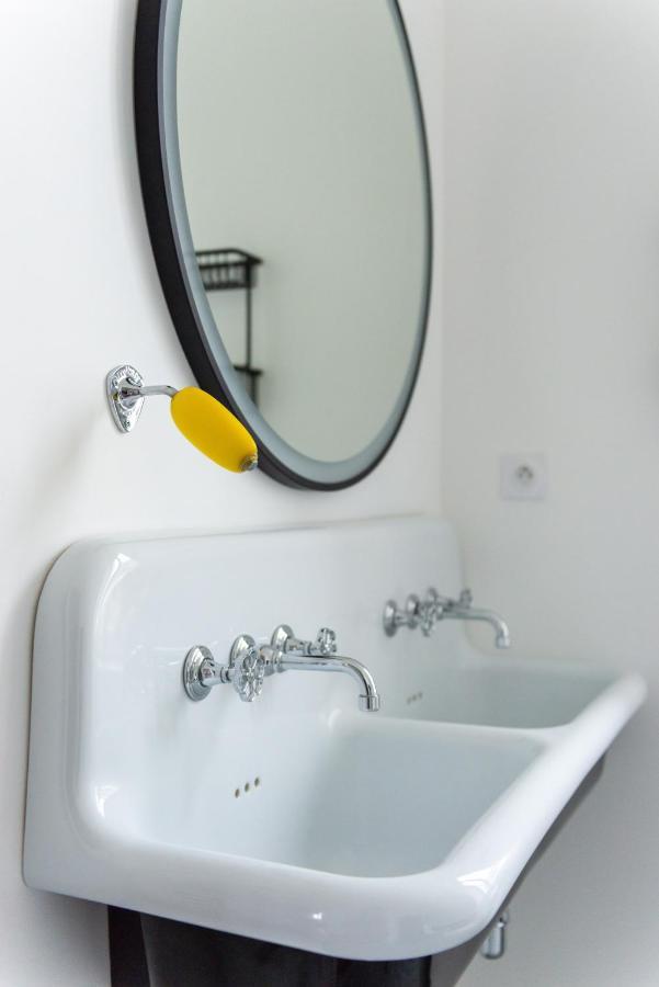 Maison Triton Et Porcelaine Saint-Coulomb Ngoại thất bức ảnh